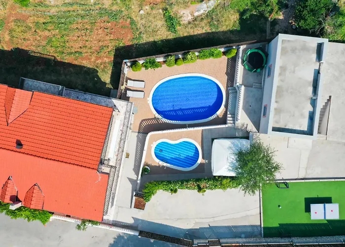 Villa Mateo -zagvozd By Guide